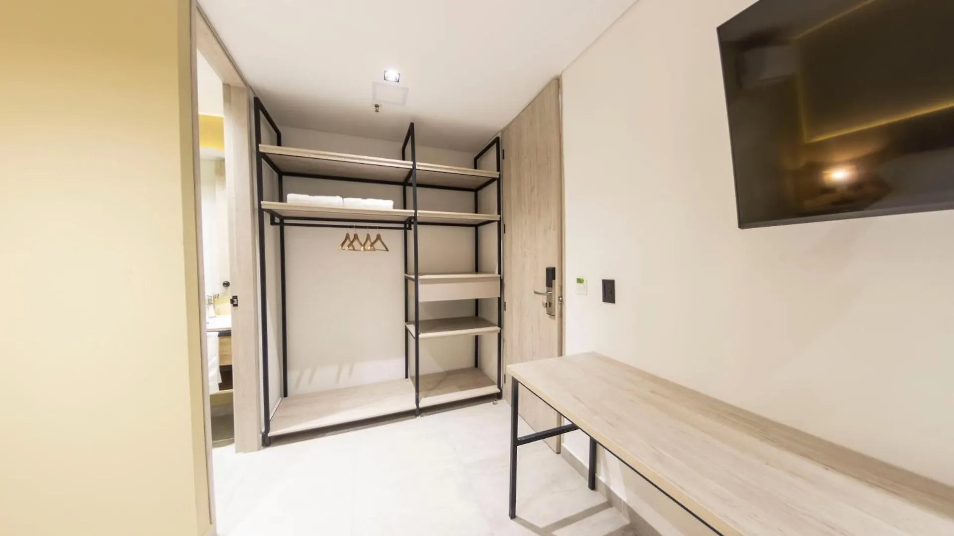 Sonata 44 Hotel Laureles Medellin 0*,  Colombia