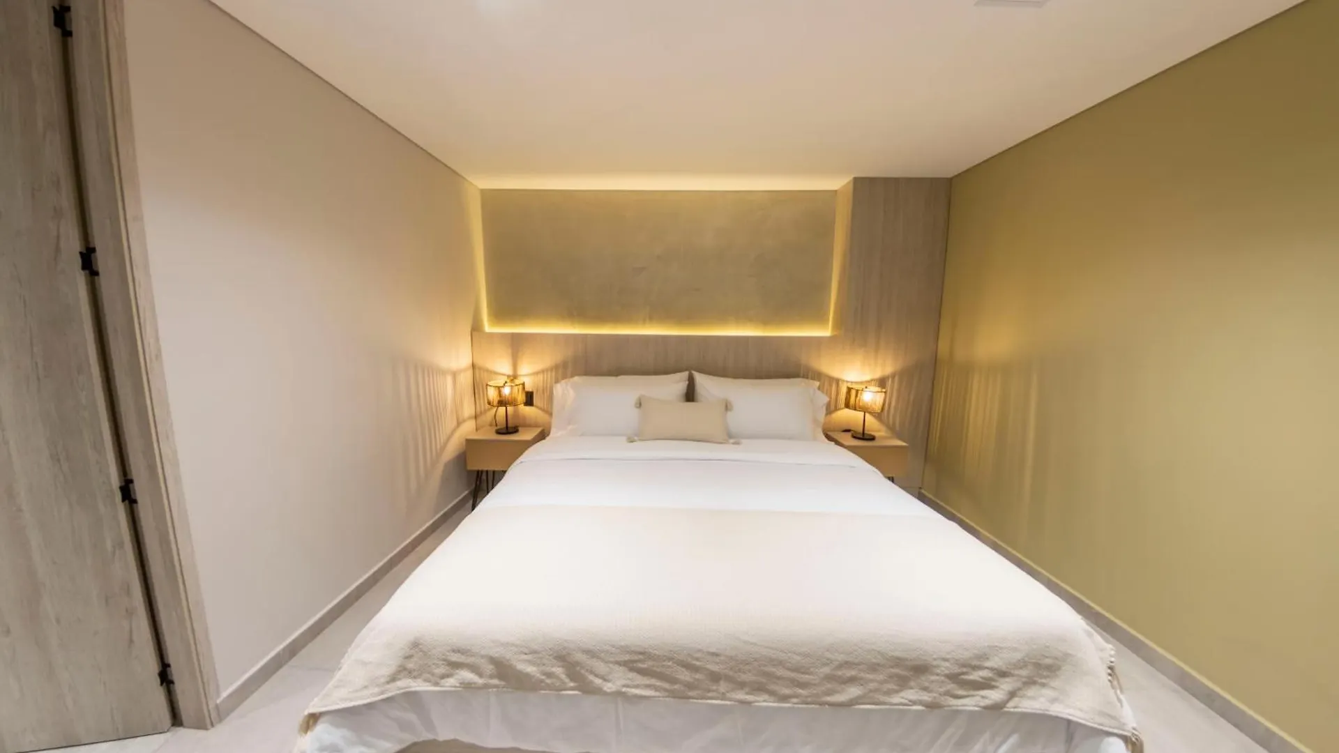 Sonata 44 Hotel Laureles Medellín 0*,