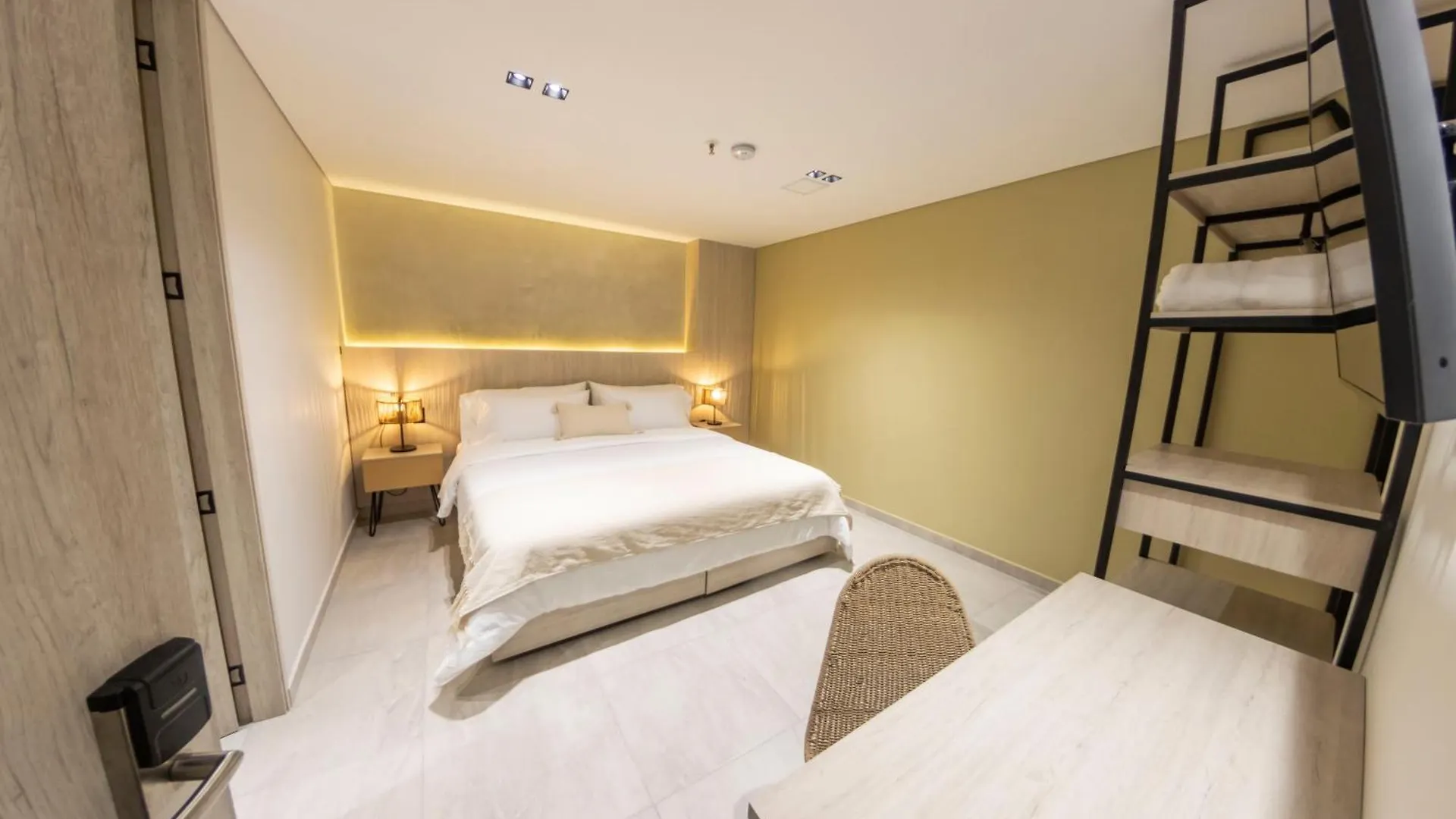 Sonata 44 Hotel Laureles Medellín 0*,