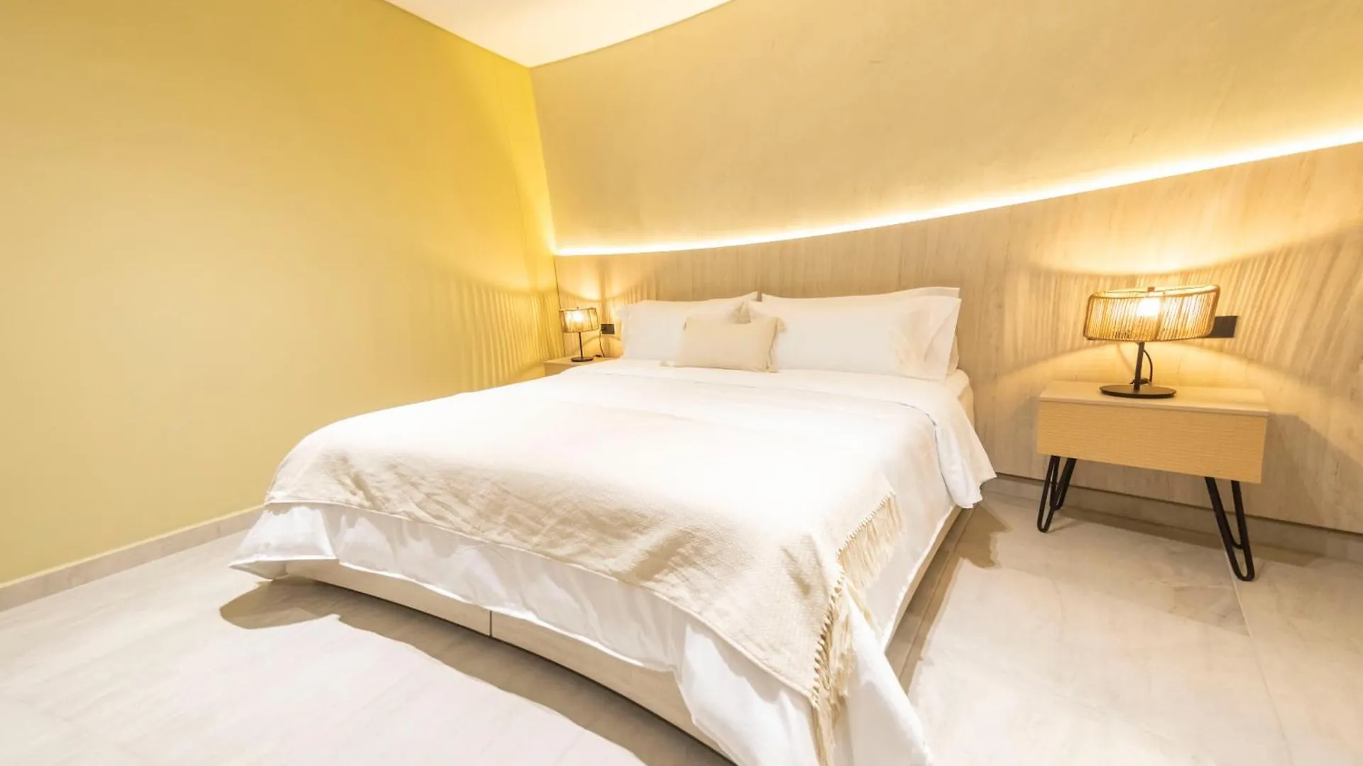 Sonata 44 Hotel Laureles Medellín Colombia