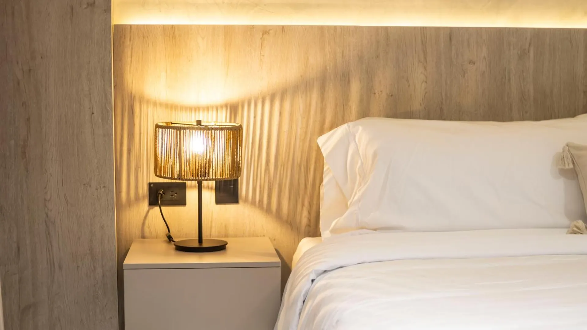 Sonata 44 Hotel Laureles Medellín 0*,