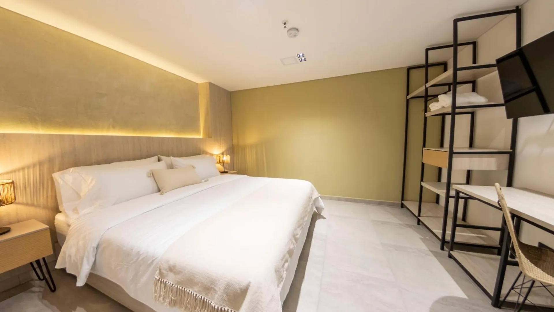 Sonata 44 Hotel Laureles Medellín