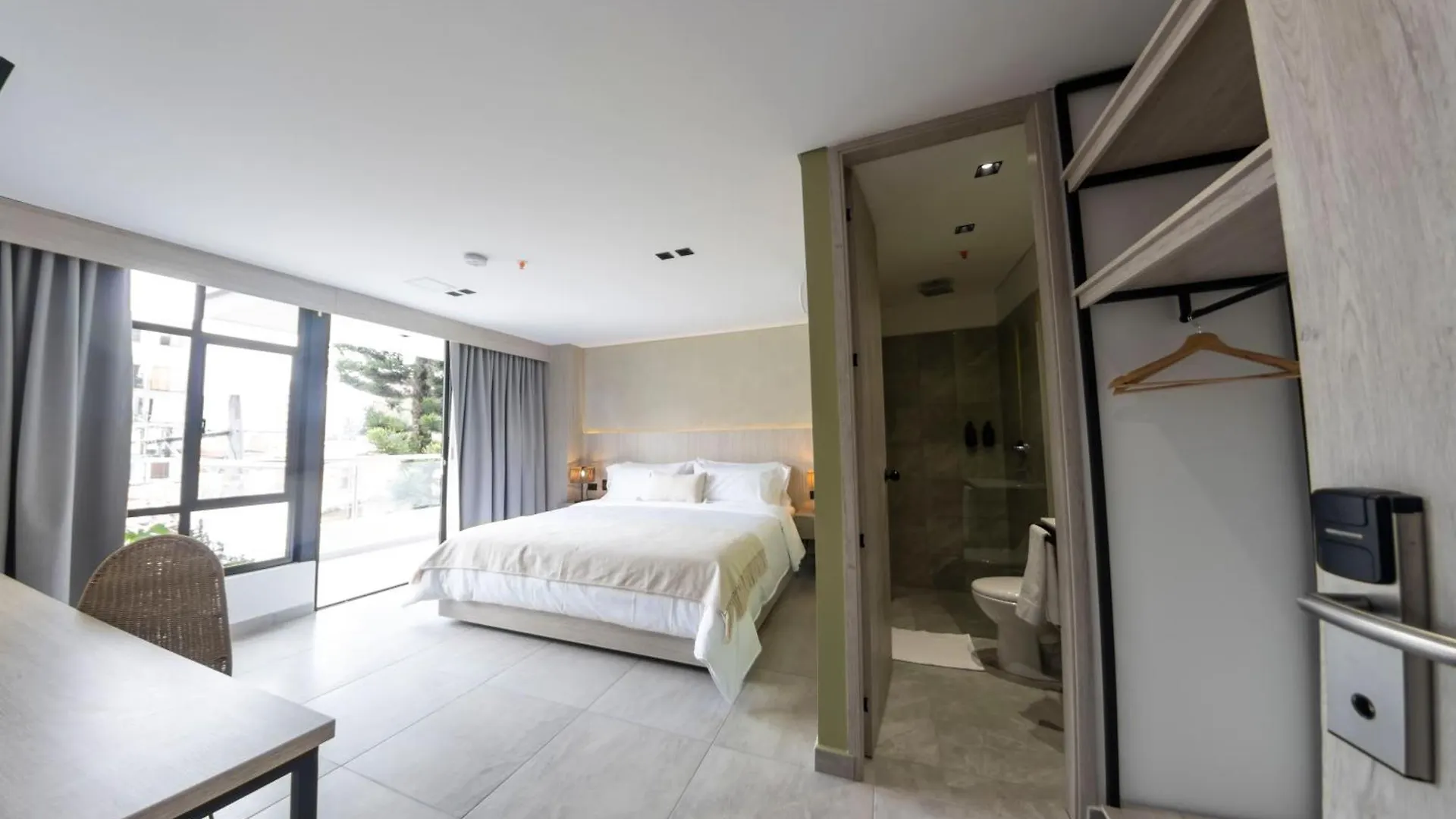 Sonata 44 Hotel Laureles Medellín Colombia