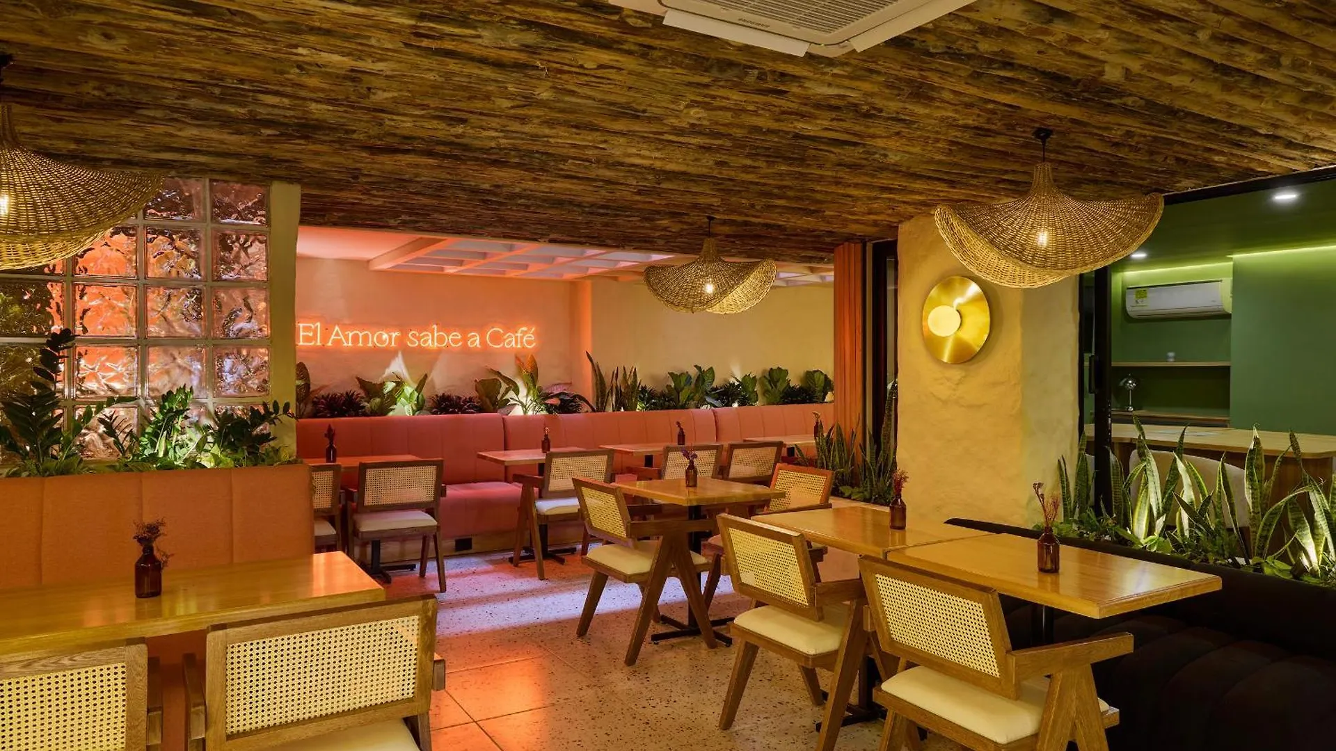 Sonata 44 Hotel Laureles Medellín Colombia